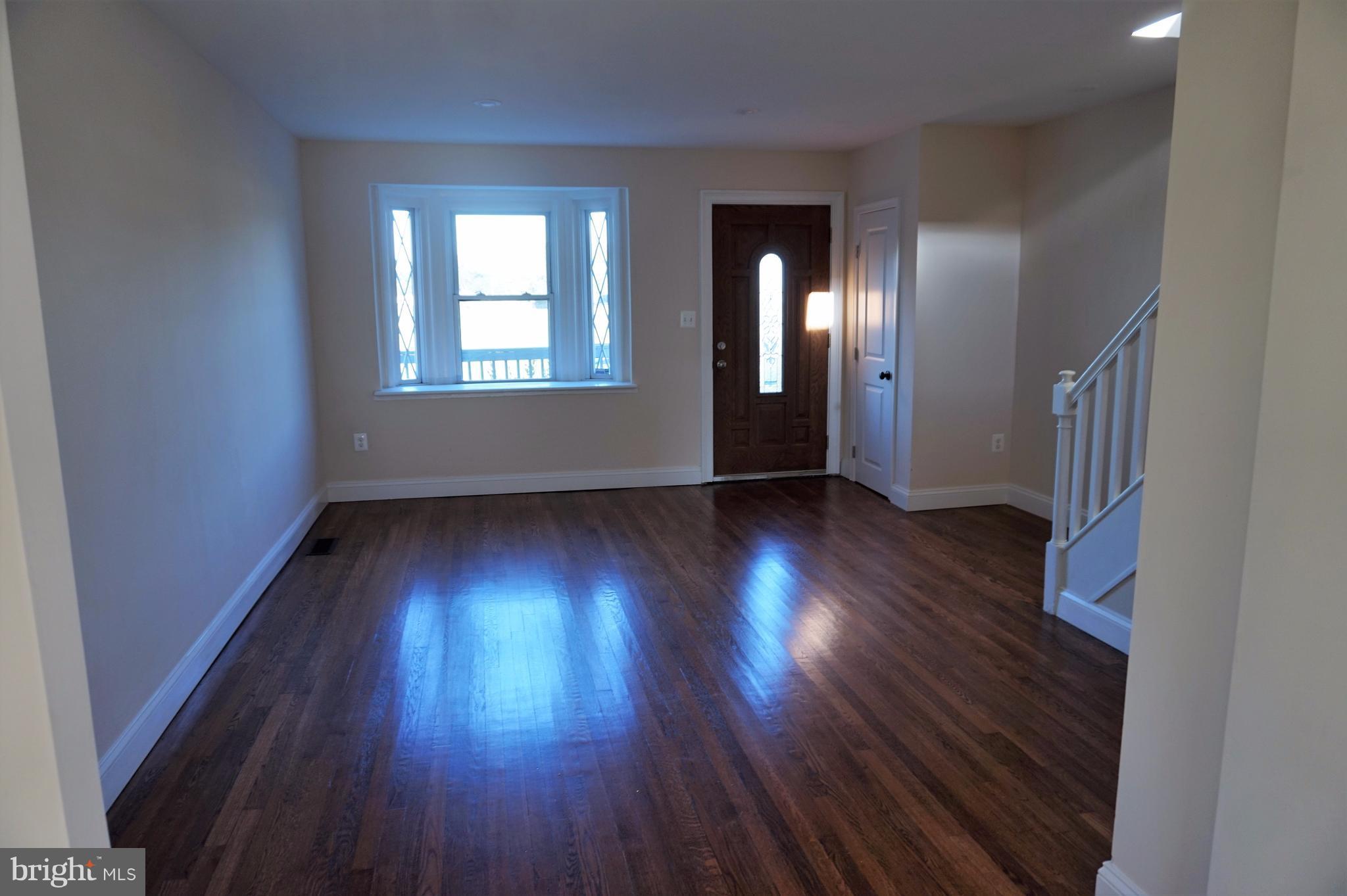2013 Inverton Road Baltimore, MD 21222 - Photo 2 of 24 Living Room
