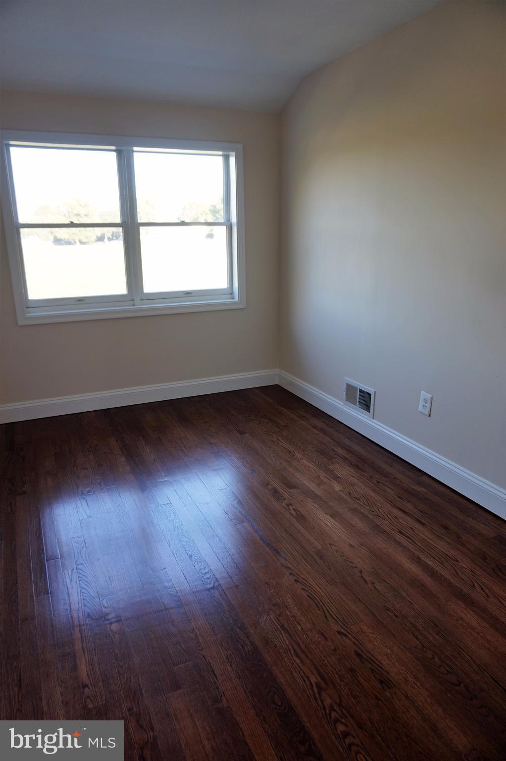 2013 Inverton Road Baltimore, MD 21222 - Photo 16 of 24 Bedroom