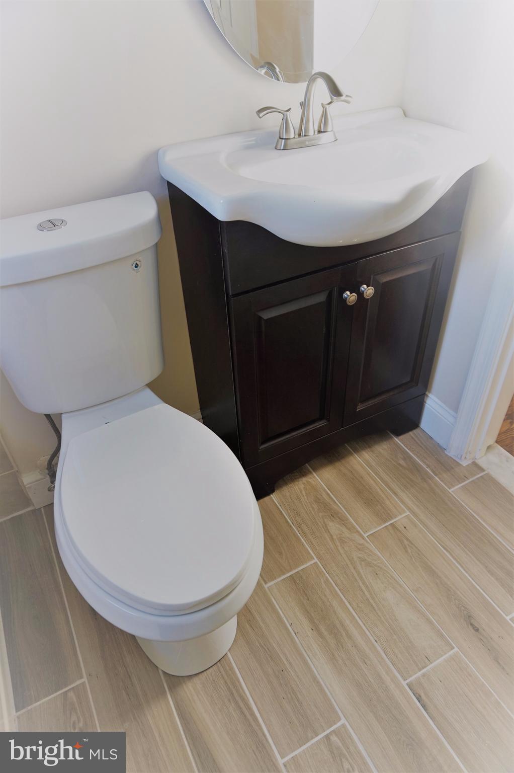 2013 Inverton Road Baltimore, MD 21222 - Photo 10 of 24 Bath