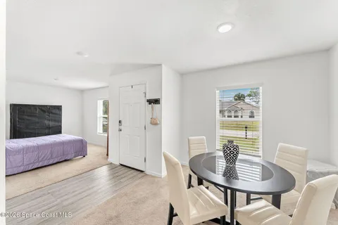 $307,500 | 281 Sarah Road Southwest, Palm Bay, FL 32908