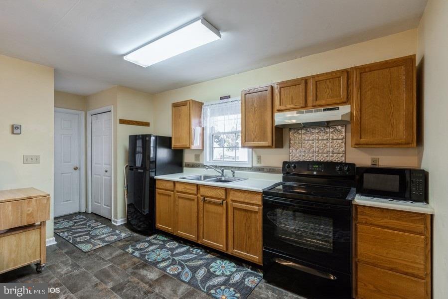 301 Caroline Avenue Ridgely, MD 21660 - Photo 11 of 36 Kitchen