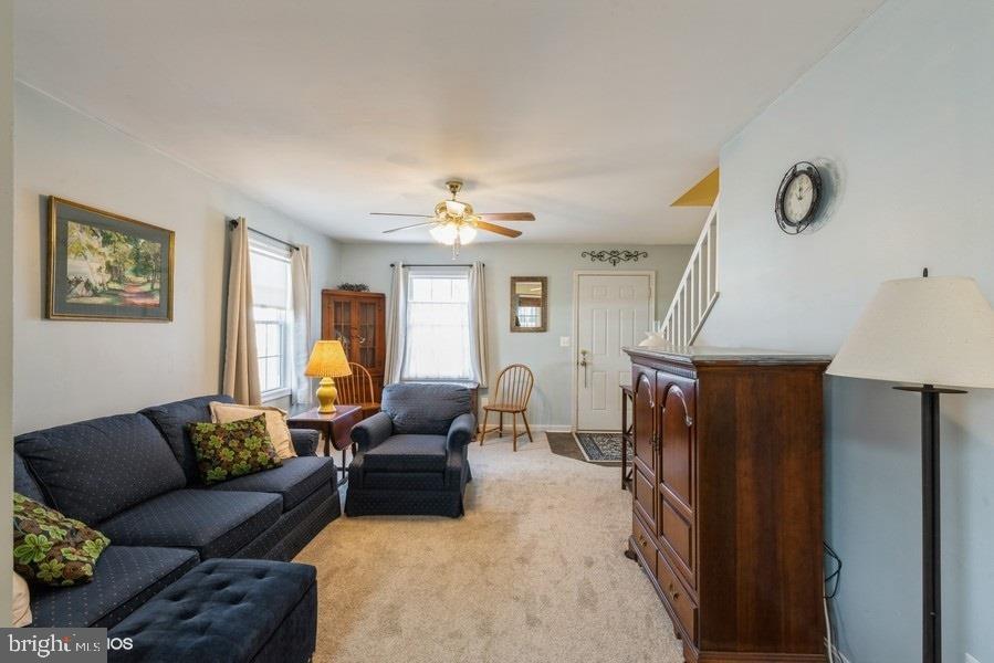 301 Caroline Avenue Ridgely, MD 21660 - Photo 7 of 36 Living Room