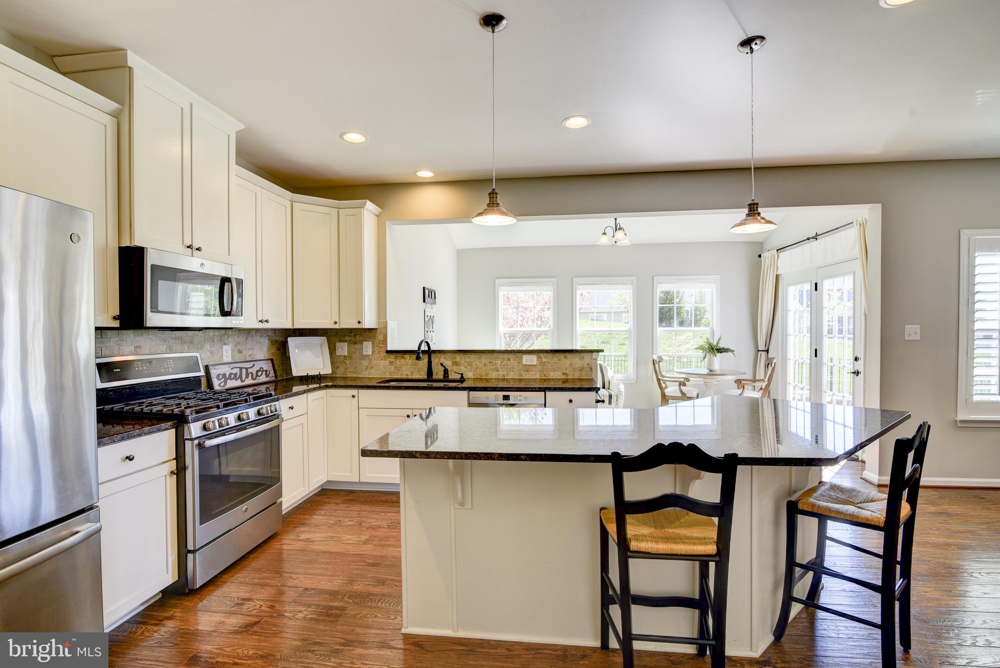 113 Atlantis Lane Front Royal, VA 22630 - Photo 13 of 58 Kitchen w/granite