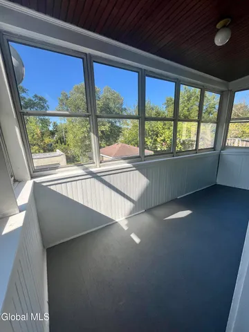 $1,700 | 56 Ten Eyck Avenue, Unit 2, Albany, NY 12209