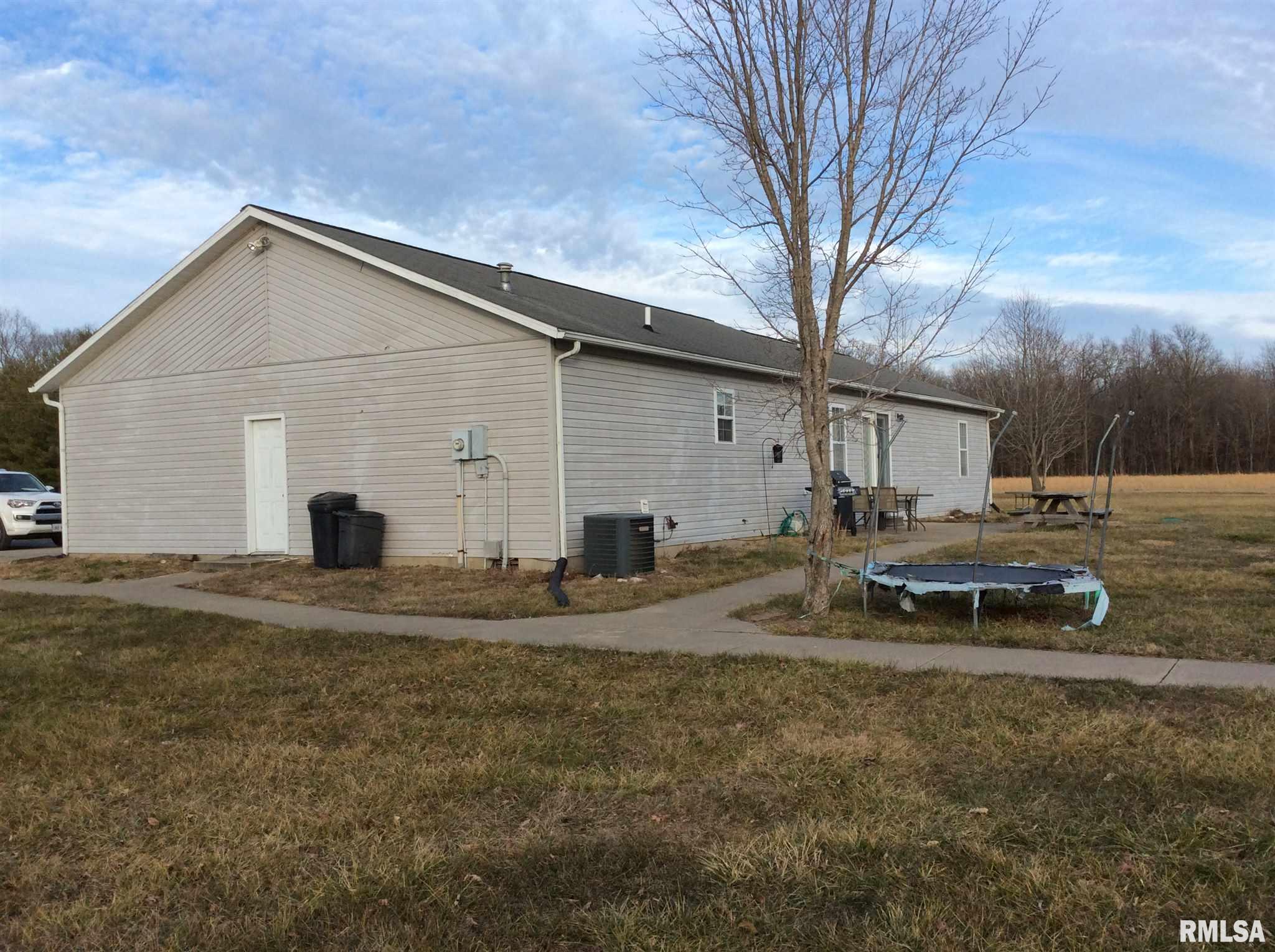 13247 Smith Road Mount Vernon, IL 62864 - Photo 32 of 35