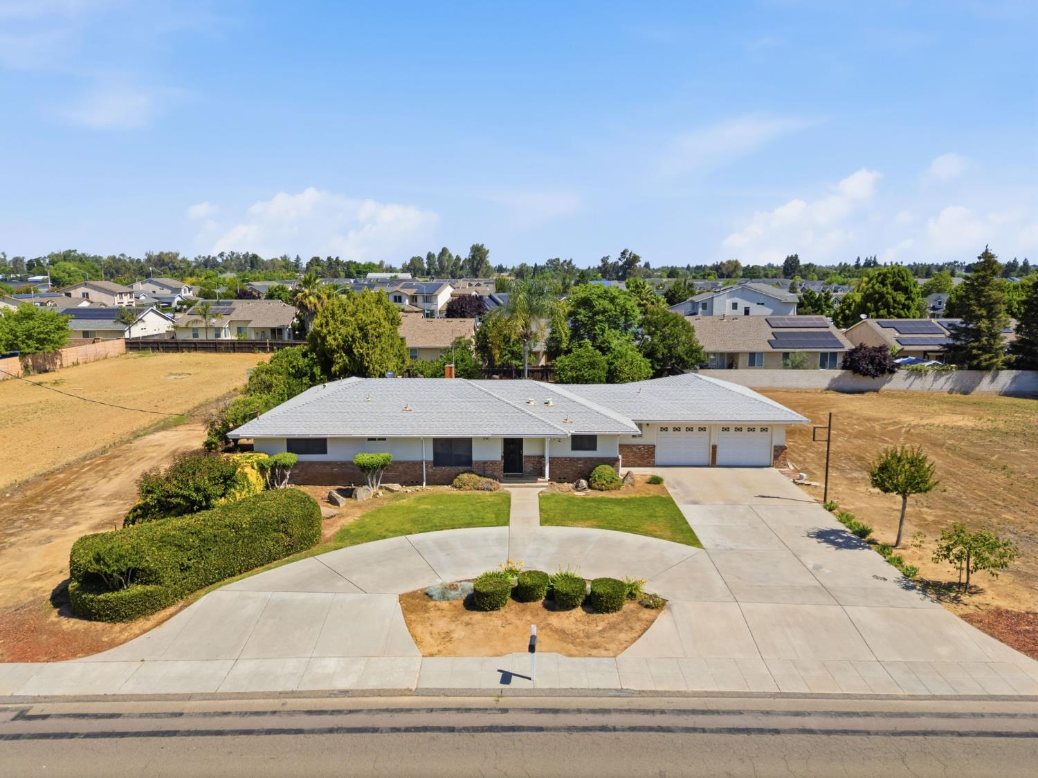5396 West Clinton Avenue Fresno, CA 93722 - Photo 32 of 39