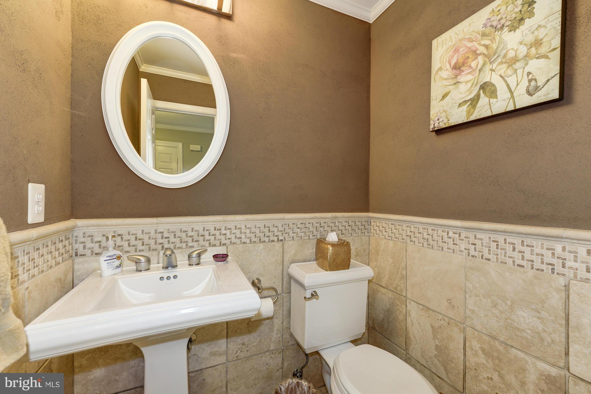 3664 Russell Road Woodbridge, VA 22192 - Photo 13 of 30 Main Level Half Bath