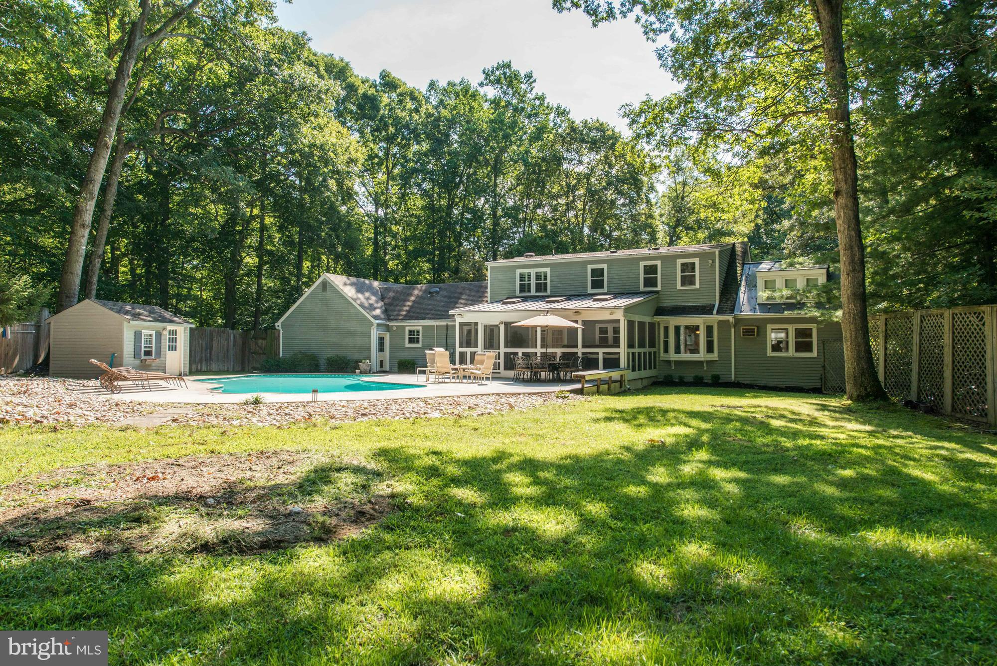 3664 Russell Road Woodbridge, VA 22192 - Photo 29 of 30 Exterior (Rear)
