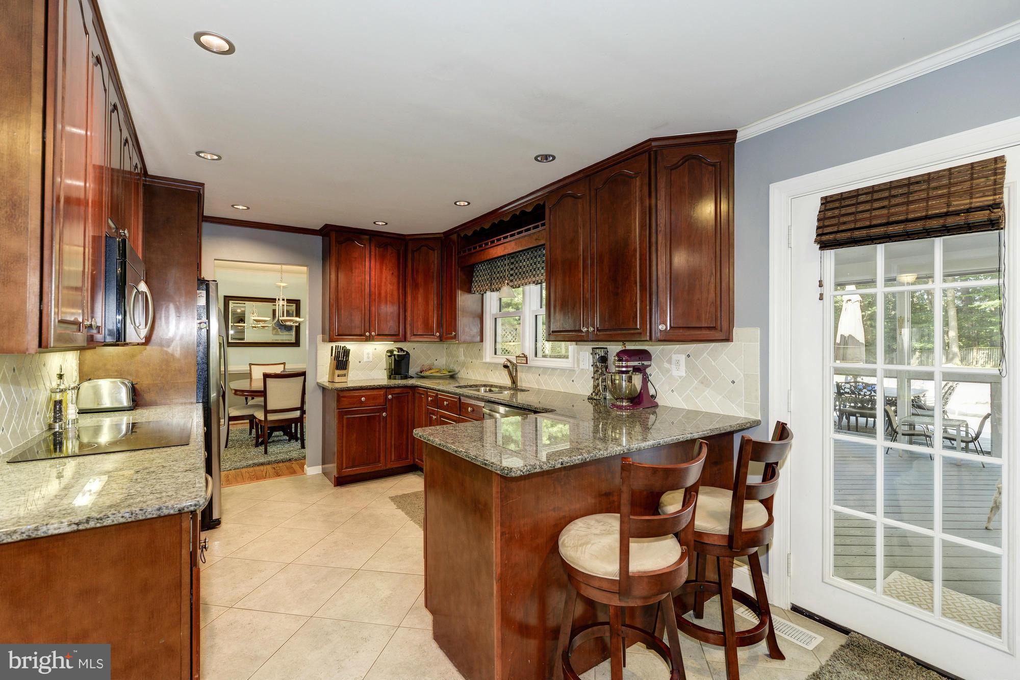 3664 Russell Road Woodbridge, VA 22192 - Photo 4 of 30 Kitchen