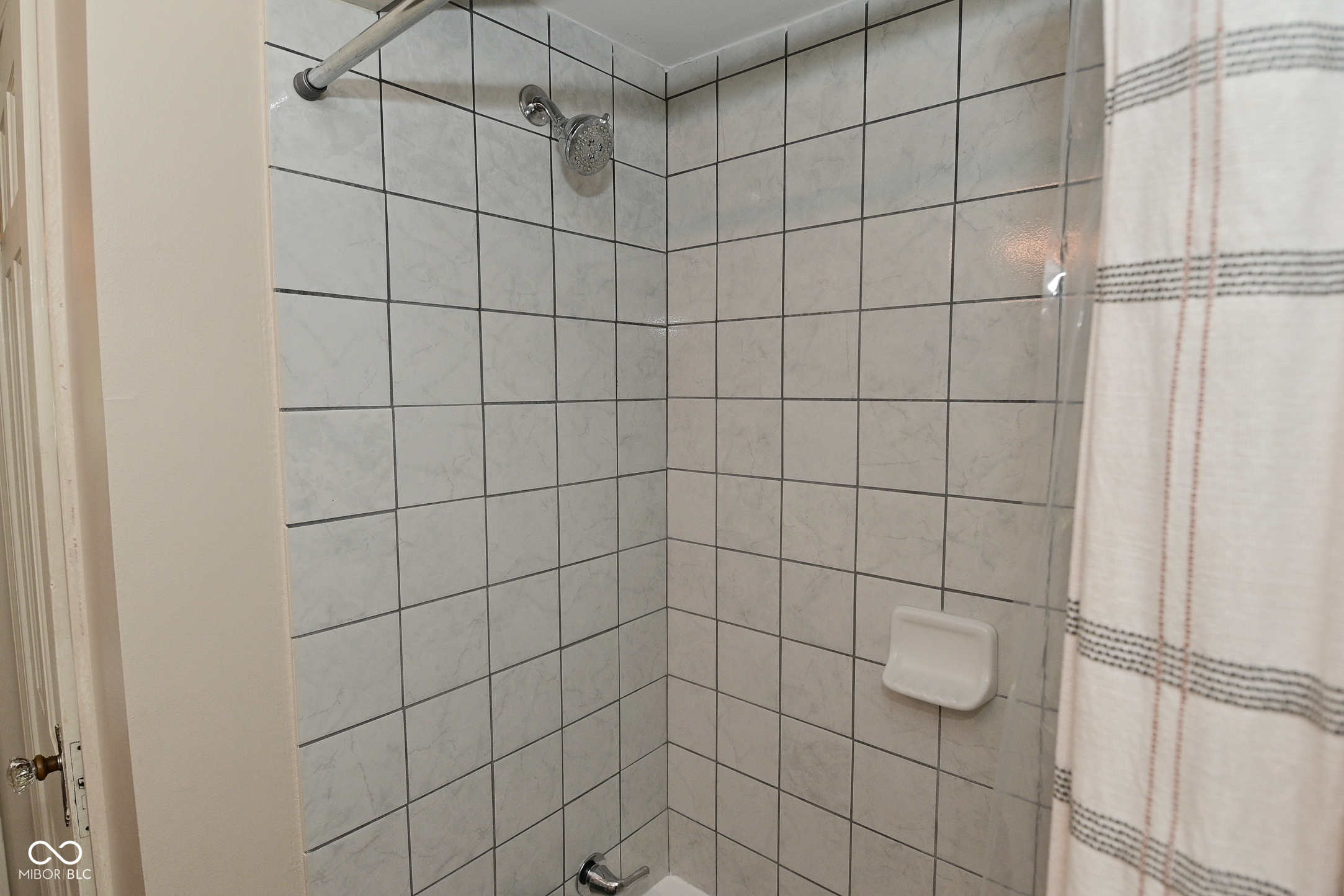 1702 Kessler Blvd E Drive Indianapolis, IN 46220 - Photo 38 of 76