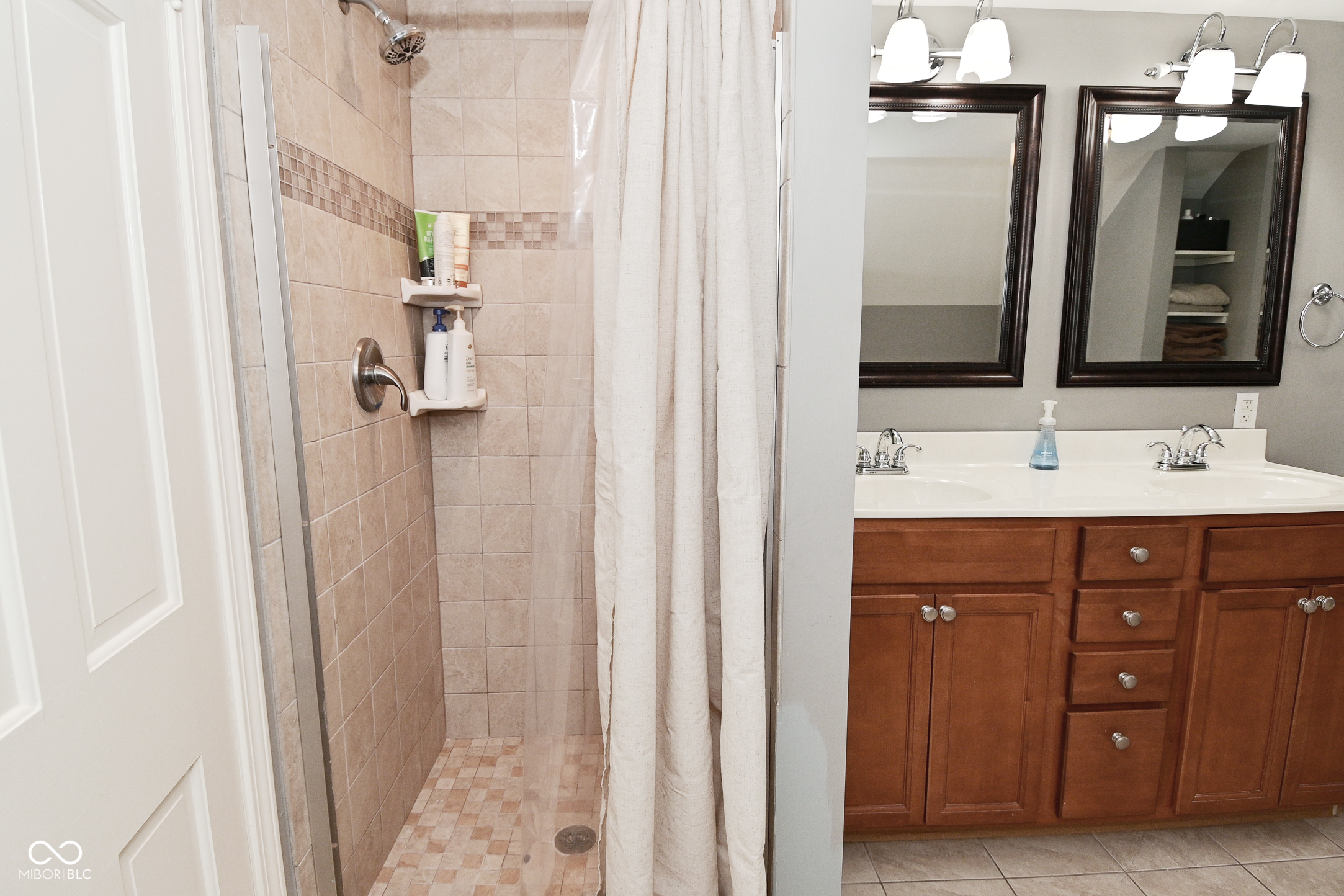 1702 Kessler Blvd E Drive Indianapolis, IN 46220 - Photo 52 of 76