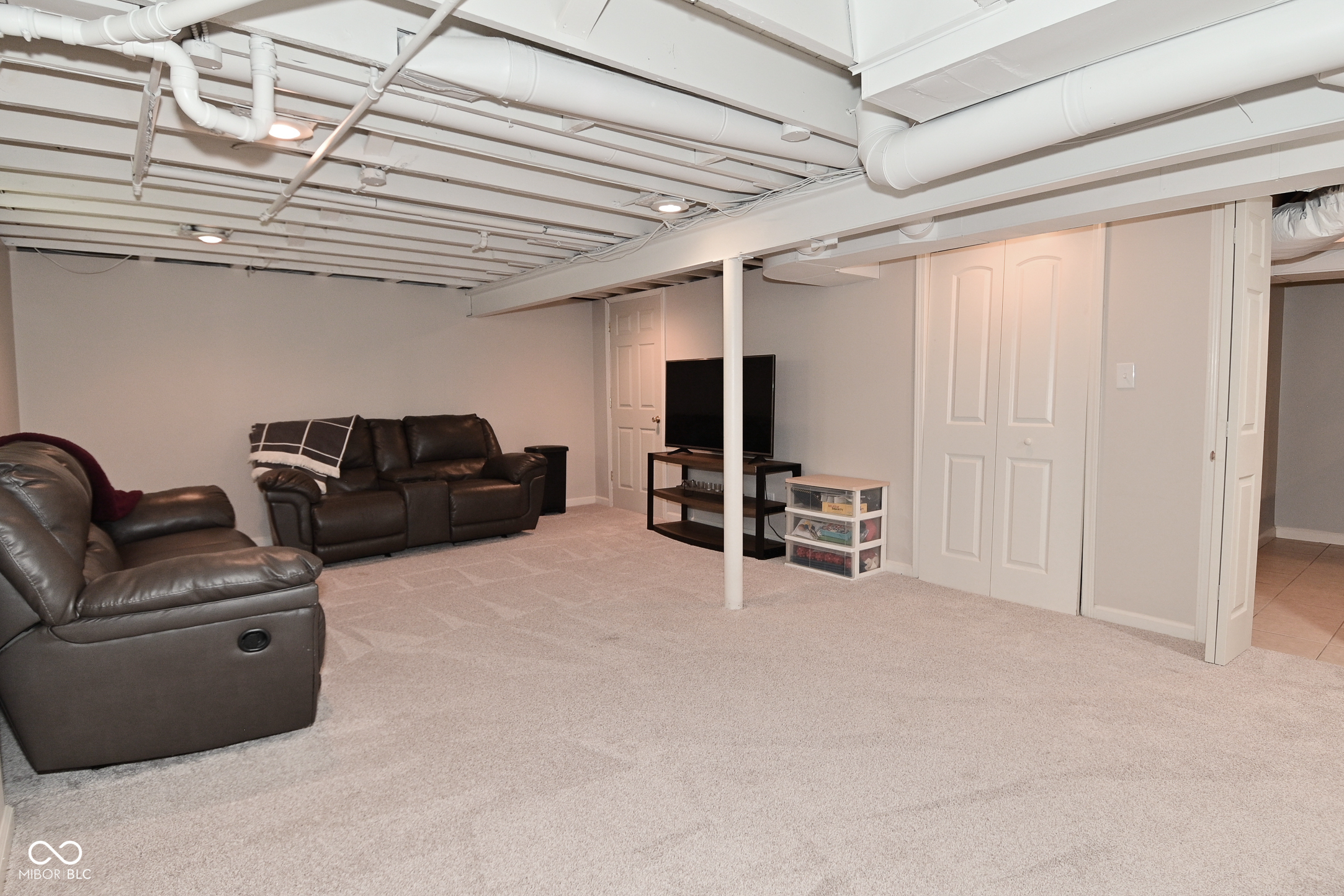 1702 Kessler Blvd E Drive Indianapolis, IN 46220 - Photo 59 of 76