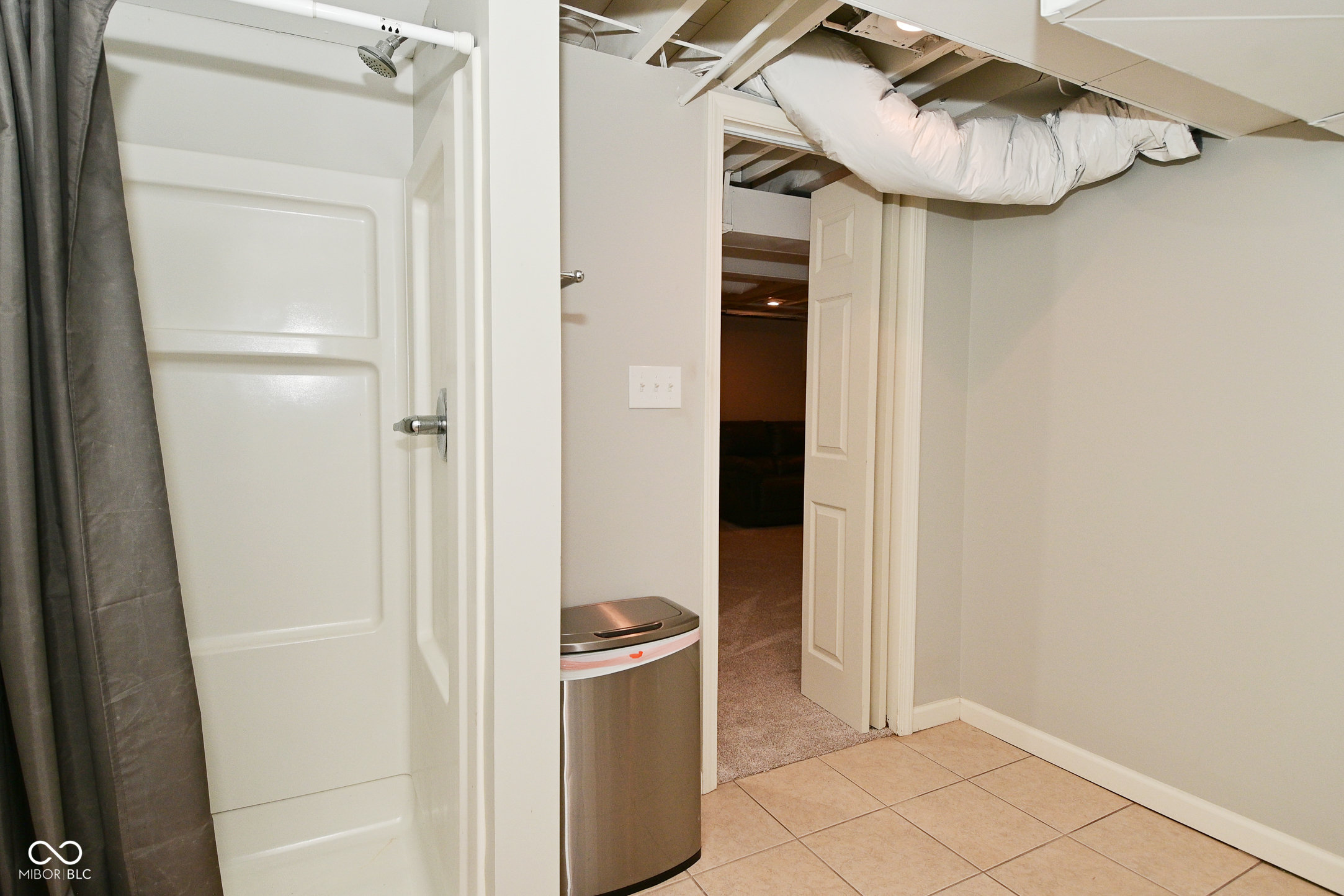 1702 Kessler Blvd E Drive Indianapolis, IN 46220 - Photo 64 of 76