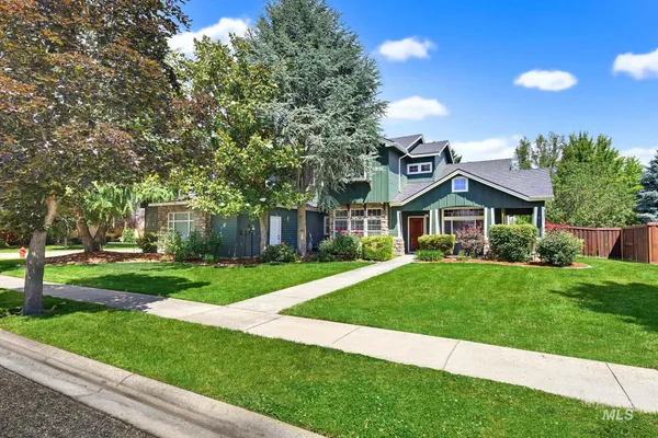 $750,000 | 2172 West Cedar Grove Street, Meridian, ID 83646