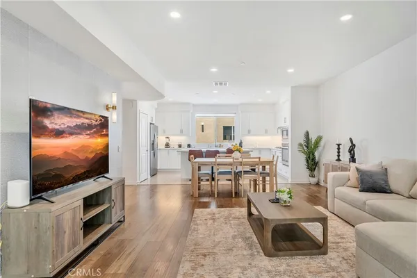 $12,000 | 118 Terrapin, Irvine, CA 92618