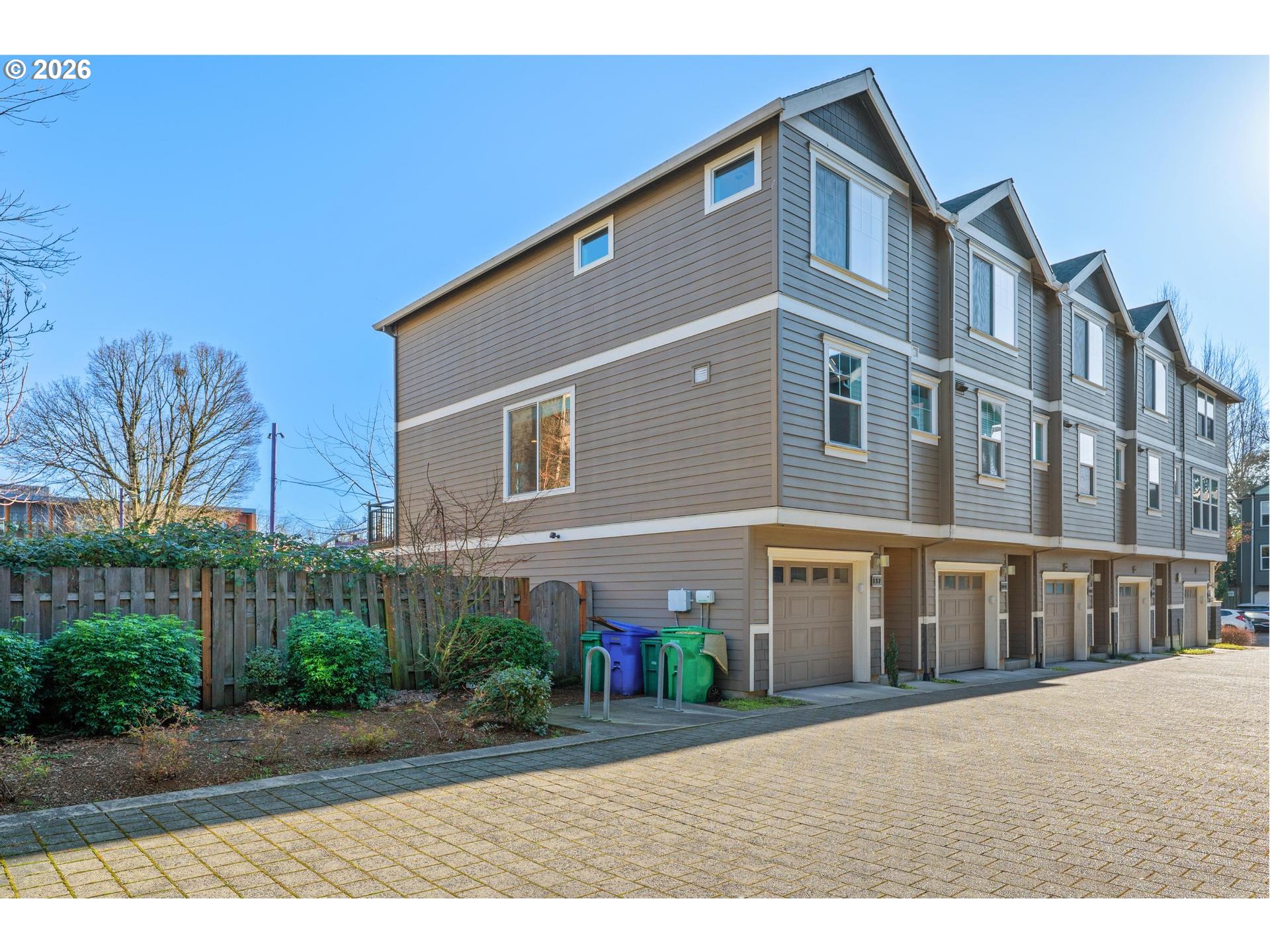 337 Northeast Morris Street Portland, OR 97212 - Photo 2 of 41