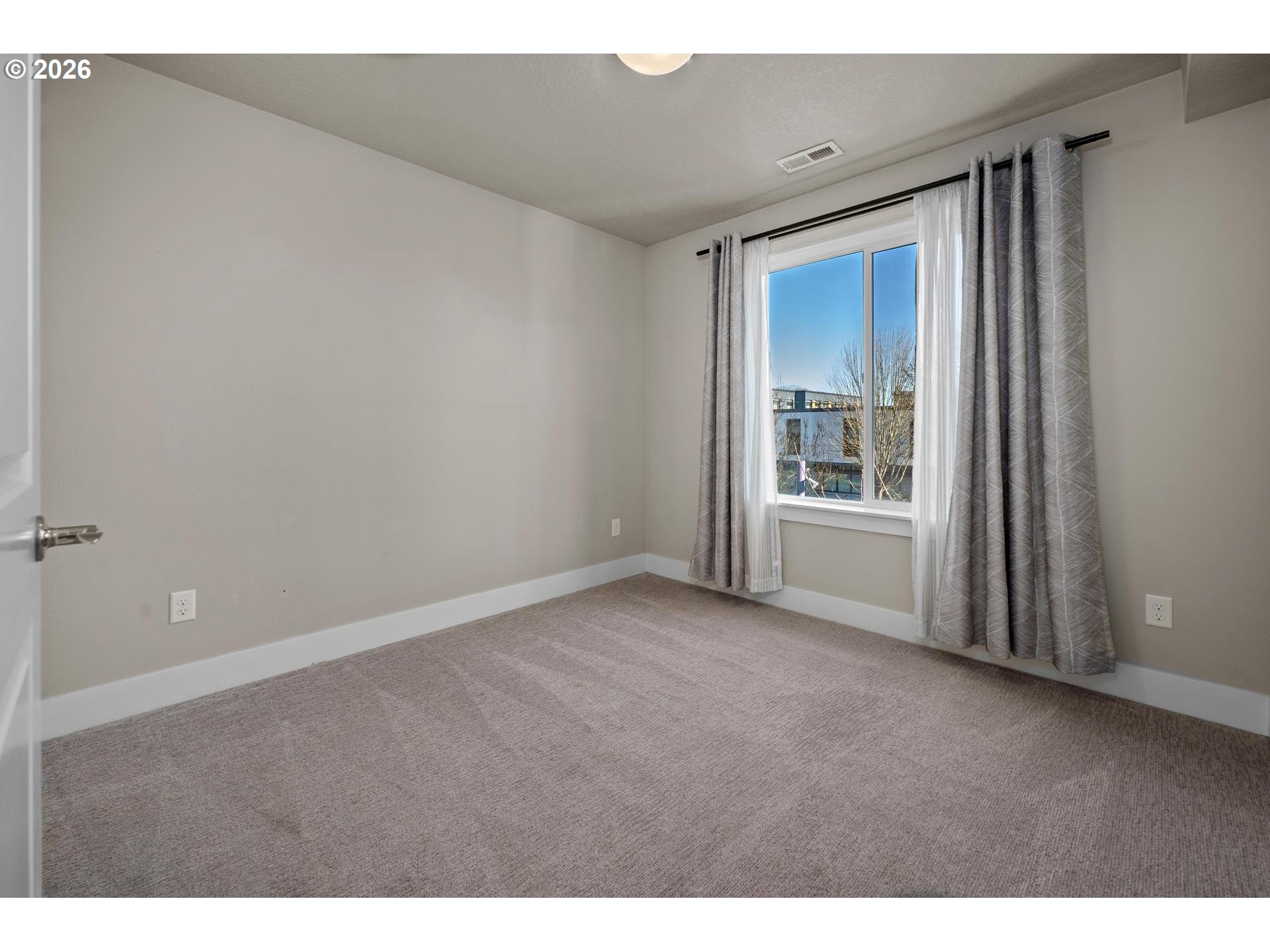 337 Northeast Morris Street Portland, OR 97212 - Photo 25 of 41