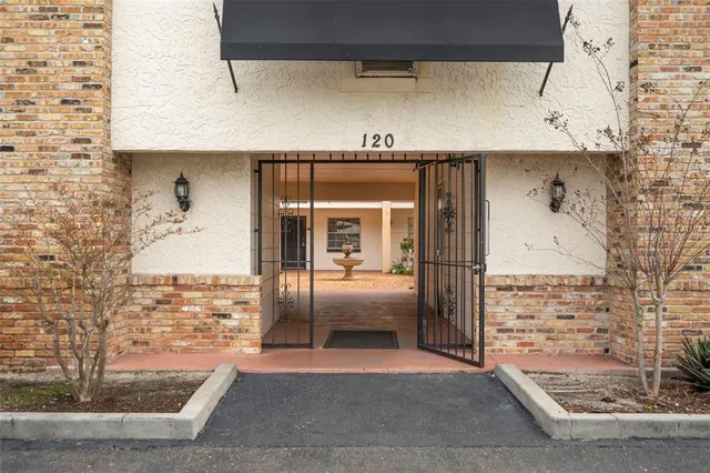 $1,400 | 120 South Church Avenue, Unit 110, Tampa, FL 33609