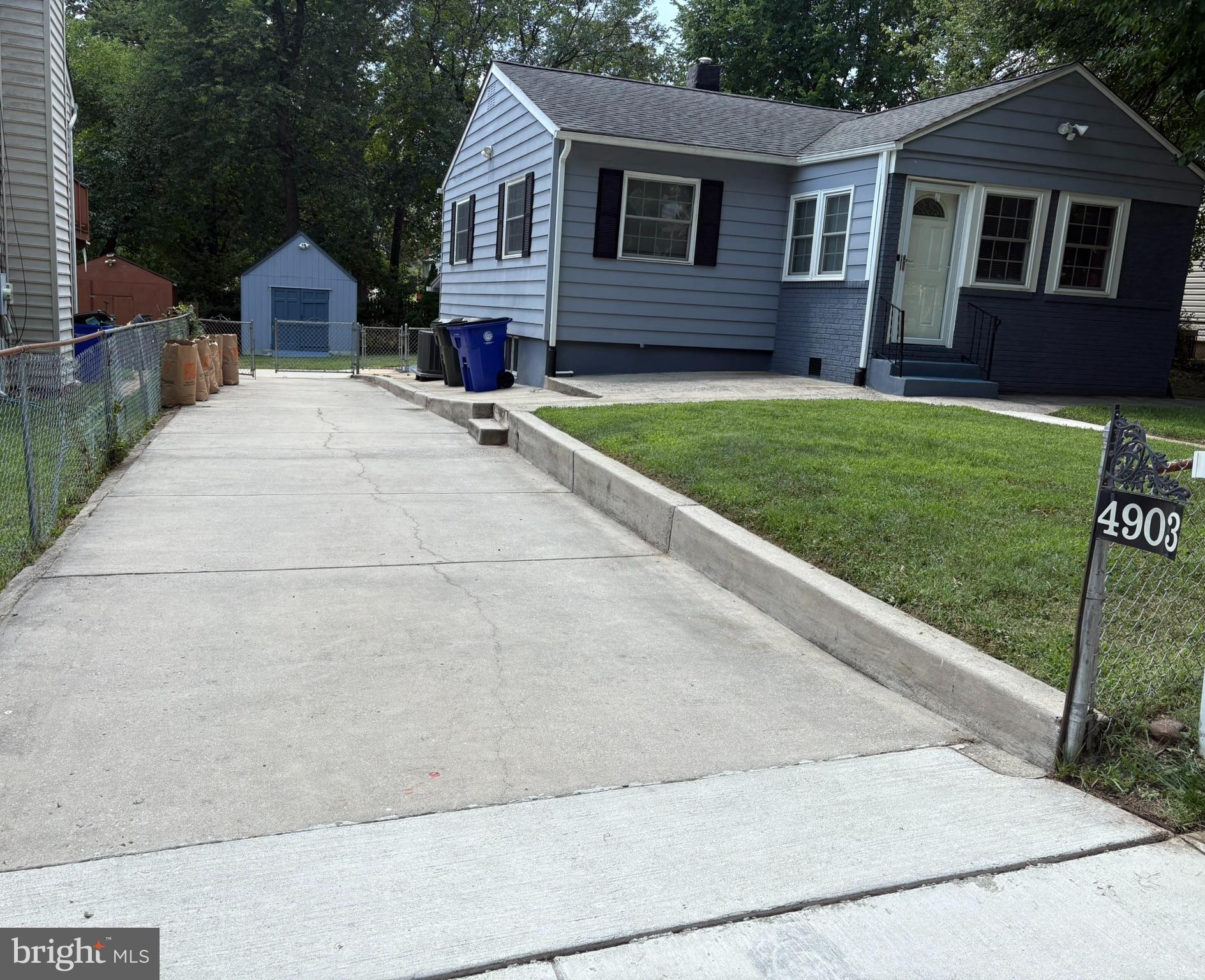 4903 Hollywood Road College Park, MD 20740 - Photo 2 of 28 Concrete Driveway