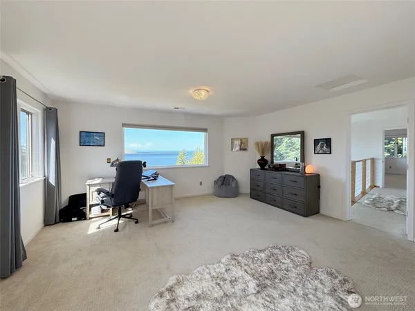 $3,200 | 250 North Street, Unit A, Sequim, WA 98382