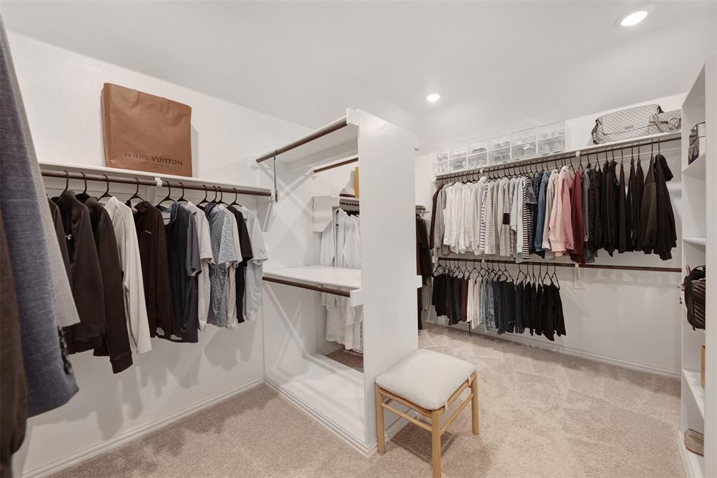 2176 Spencer Lane Carrollton, TX 75010 - Photo 23 of 33