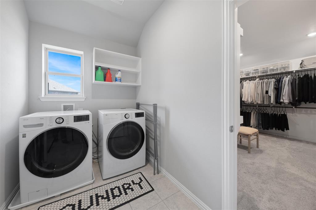 2176 Spencer Lane Carrollton, TX 75010 - Photo 24 of 33