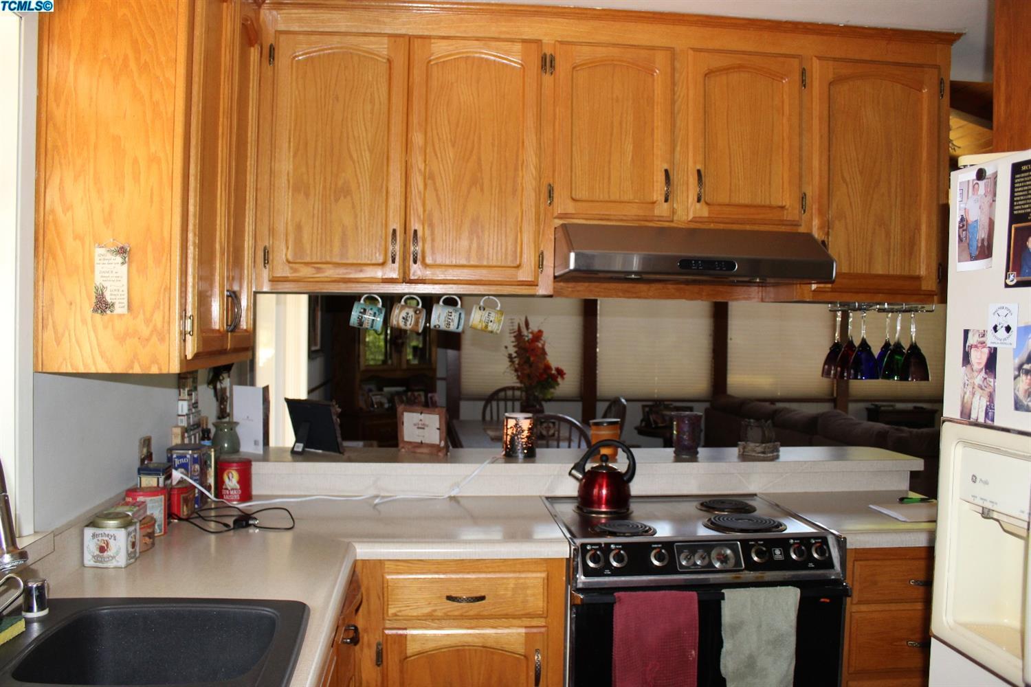 41046 Meadow Drive Three Rivers, CA 93271 - Photo 5 of 17 Additional Photo