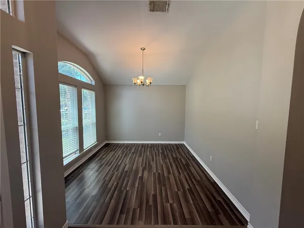 a view of empty room with window