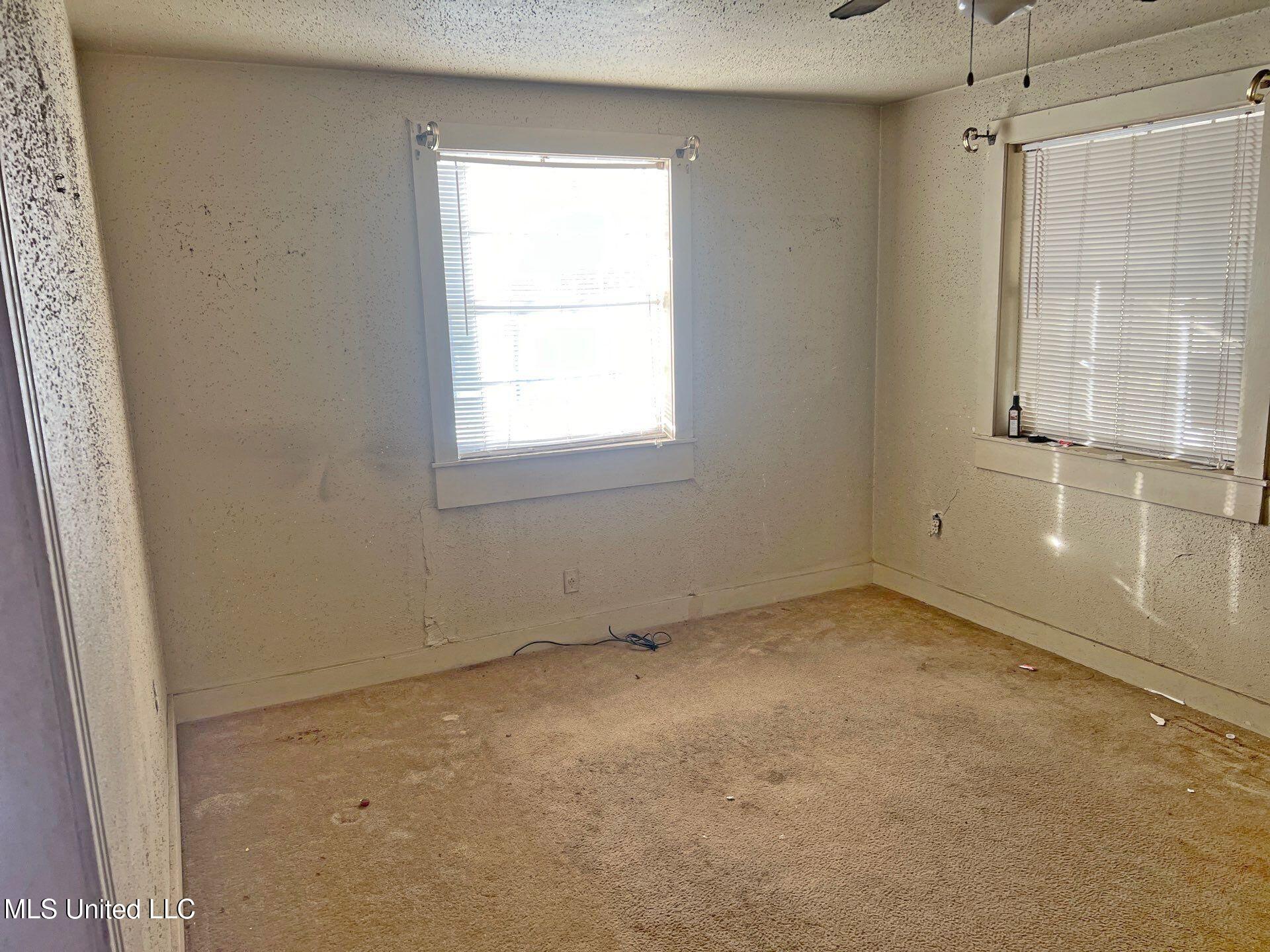 340 Broadview Street Jackson, MS 39209 - Photo 5 of 23 2-Dec 12 2025 08_27am-6L4Y