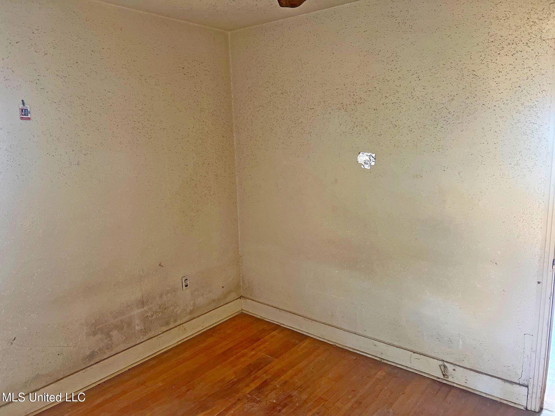 340 Broadview Street Jackson, MS 39209 - Photo 8 of 23 19-Dec 12 2025 08_31am-C4Zg