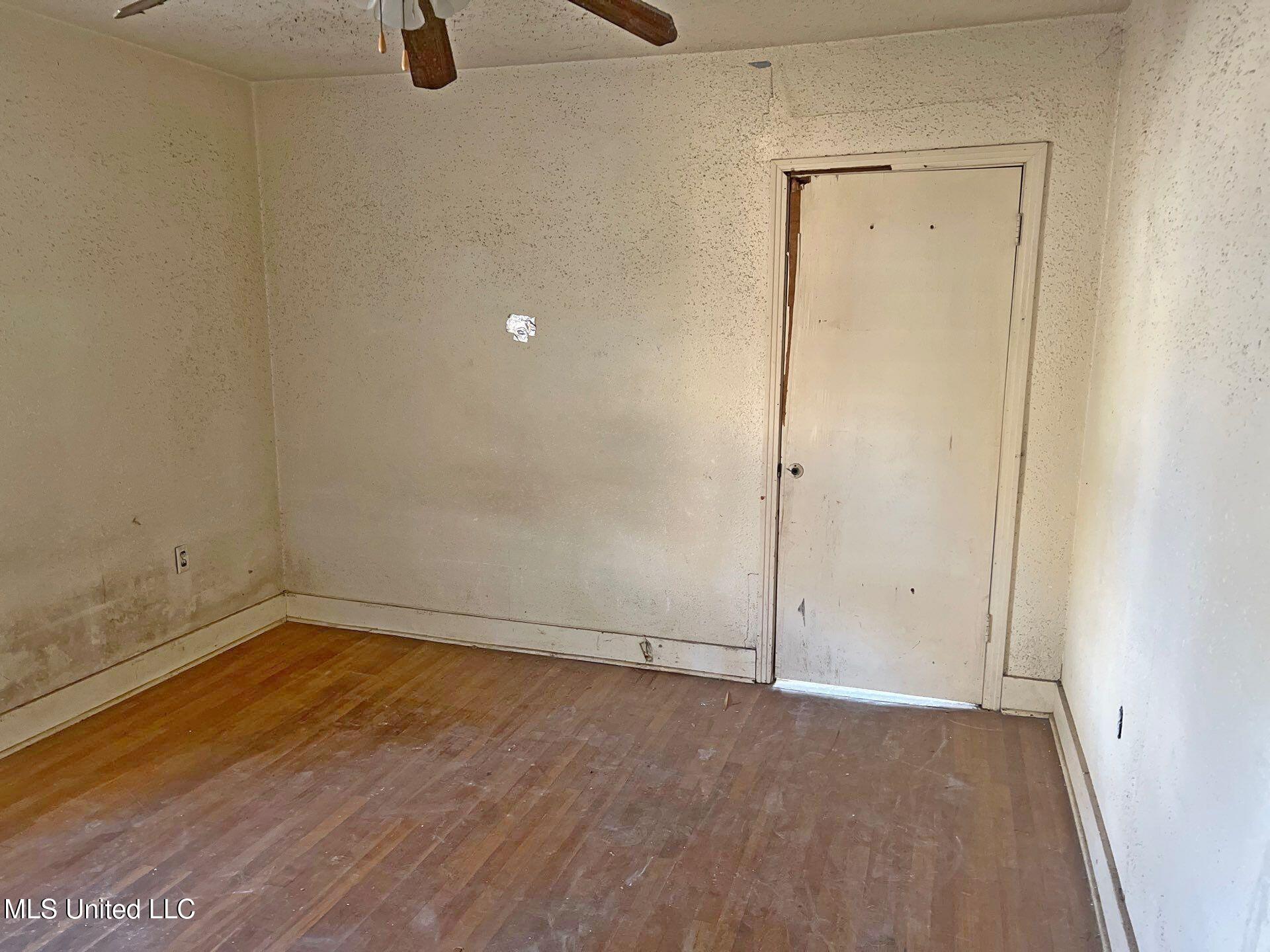 340 Broadview Street Jackson, MS 39209 - Photo 9 of 23 21-Dec 12 2025 08_32am-kuoS