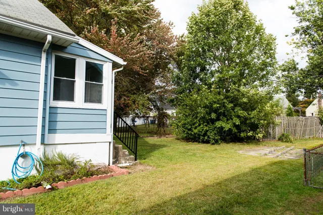 $1,825 | 8 Poplar Avenue, Wilmington, DE 19805