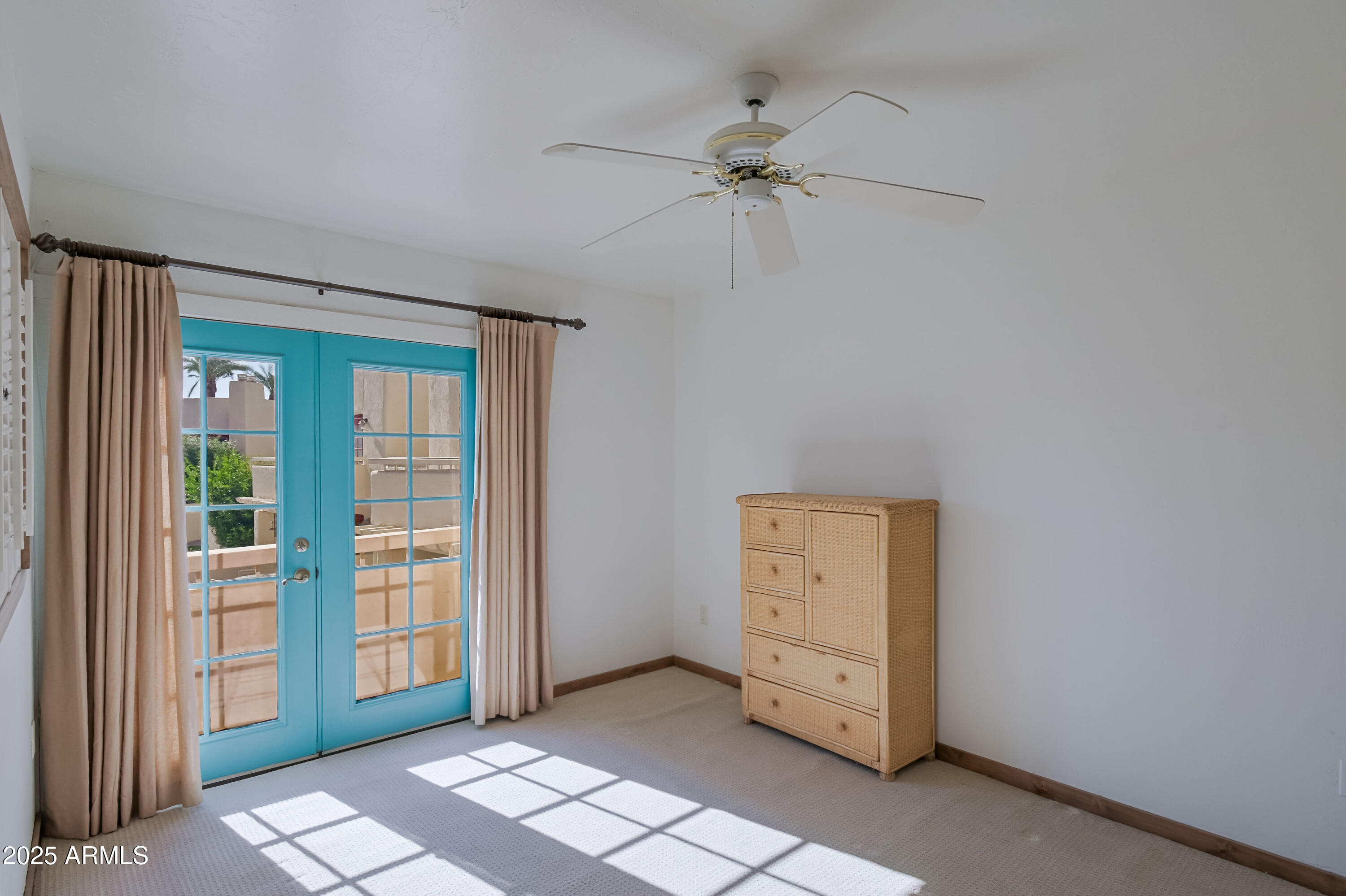6150 North Scottsdale Road, Unit 1 Paradise Valley, AZ 85253 - Photo 19 of 41 GuestBedroom
