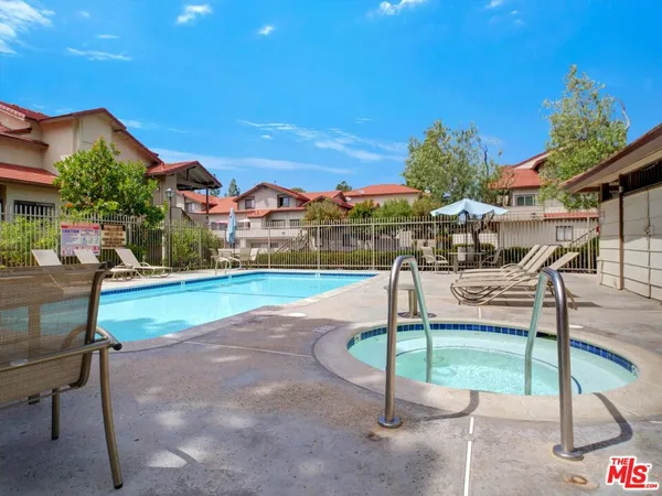 $469,000 | 110 Maegan Place, Unit 2, Thousand Oaks, CA 91362