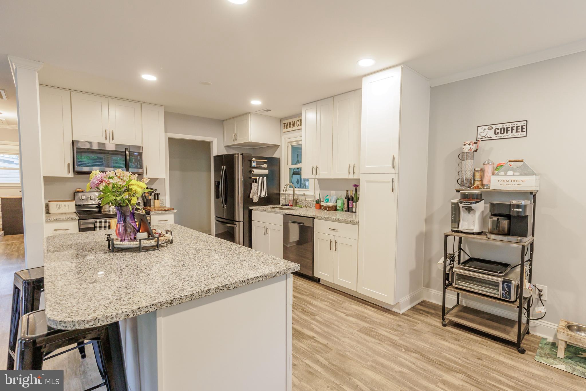 2702 Cox Neck Road Chester, MD 21619 - Photo 3 of 23