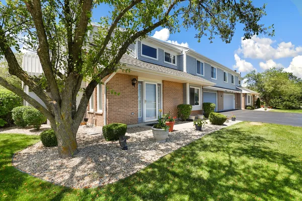 $235,000 | 5602 West Von Avenue, Unit A, Monee, IL 60449