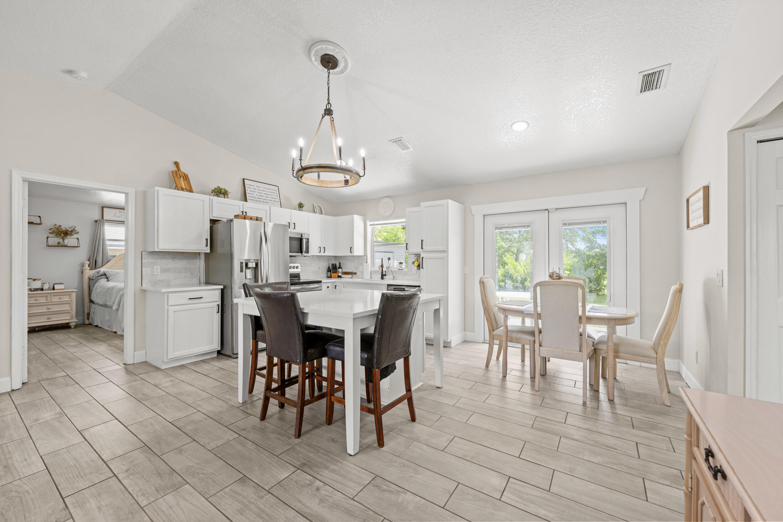 6905 Bayard Road Fort Pierce, FL 34951 - Photo 10 of 30 _jjl8767