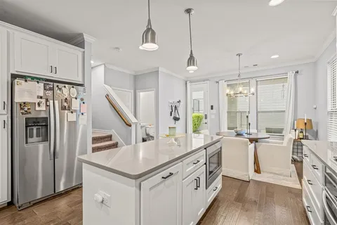 $549,000 | 3711 Byers Avenue, Fort Worth, TX 76107