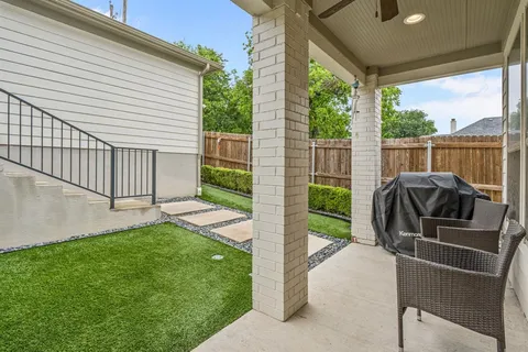$549,000 | 3711 Byers Avenue, Fort Worth, TX 76107