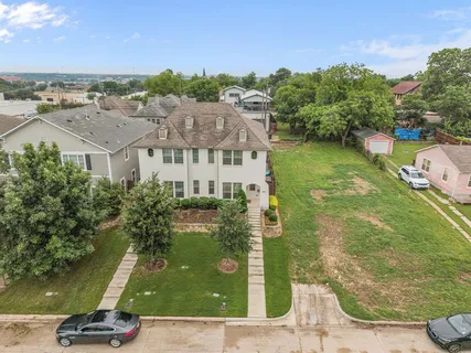 $549,000 | 3711 Byers Avenue, Fort Worth, TX 76107