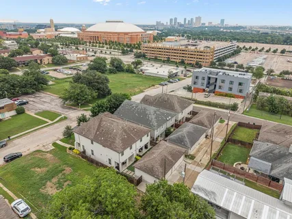 $549,000 | 3711 Byers Avenue, Fort Worth, TX 76107