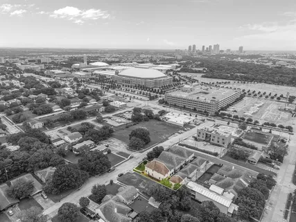 $549,000 | 3711 Byers Avenue, Fort Worth, TX 76107