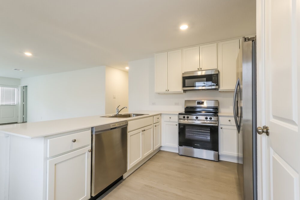 605 Craven Street Conroe, TX 77316 - Photo 6 of 17