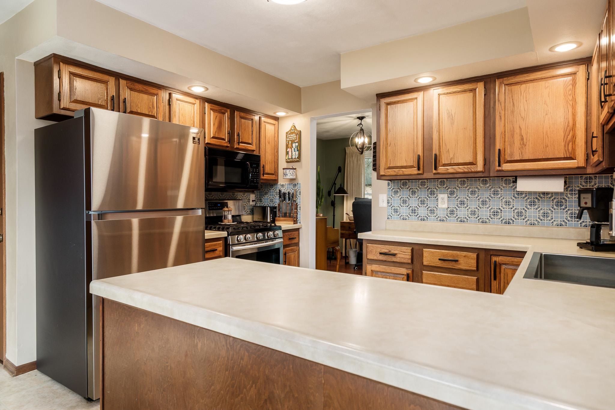 1570 Featherstone Road Rockford, IL 61107 - Photo 24 of 44 Gallery Image 24