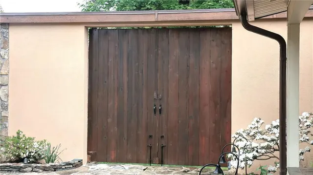 $745,000 | 252 Deer Run Road, Glade Valley, NC 28627