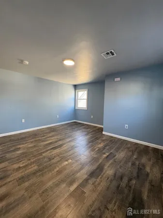 $1,750 | 150 Fabyan Place, Unit 152, Newark, NJ 07112