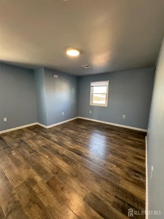 $1,750 | 150 Fabyan Place, Unit 152, Newark, NJ 07112