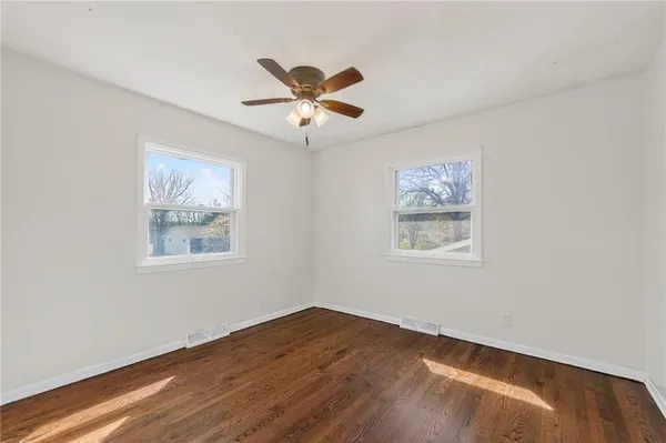 $255,000 | 822 Sherrill Avenue, Liberty, MO 64068