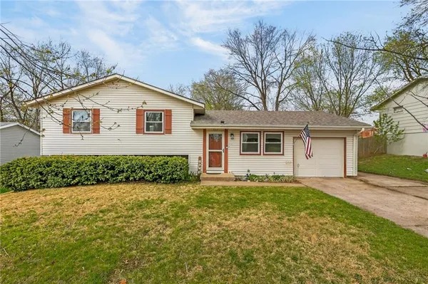 $255,000 | 822 Sherrill Avenue, Liberty, MO 64068
