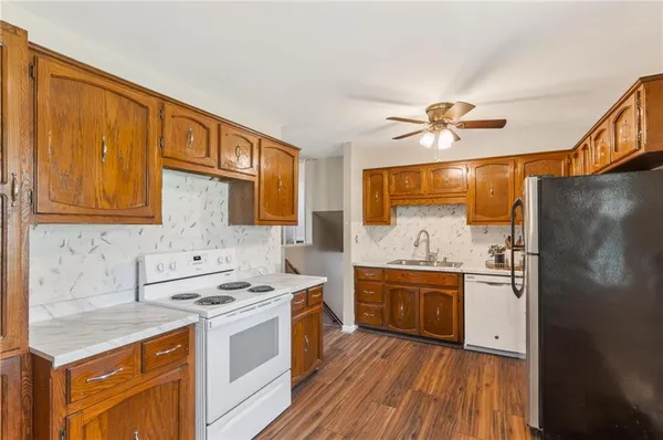$255,000 | 822 Sherrill Avenue, Liberty, MO 64068